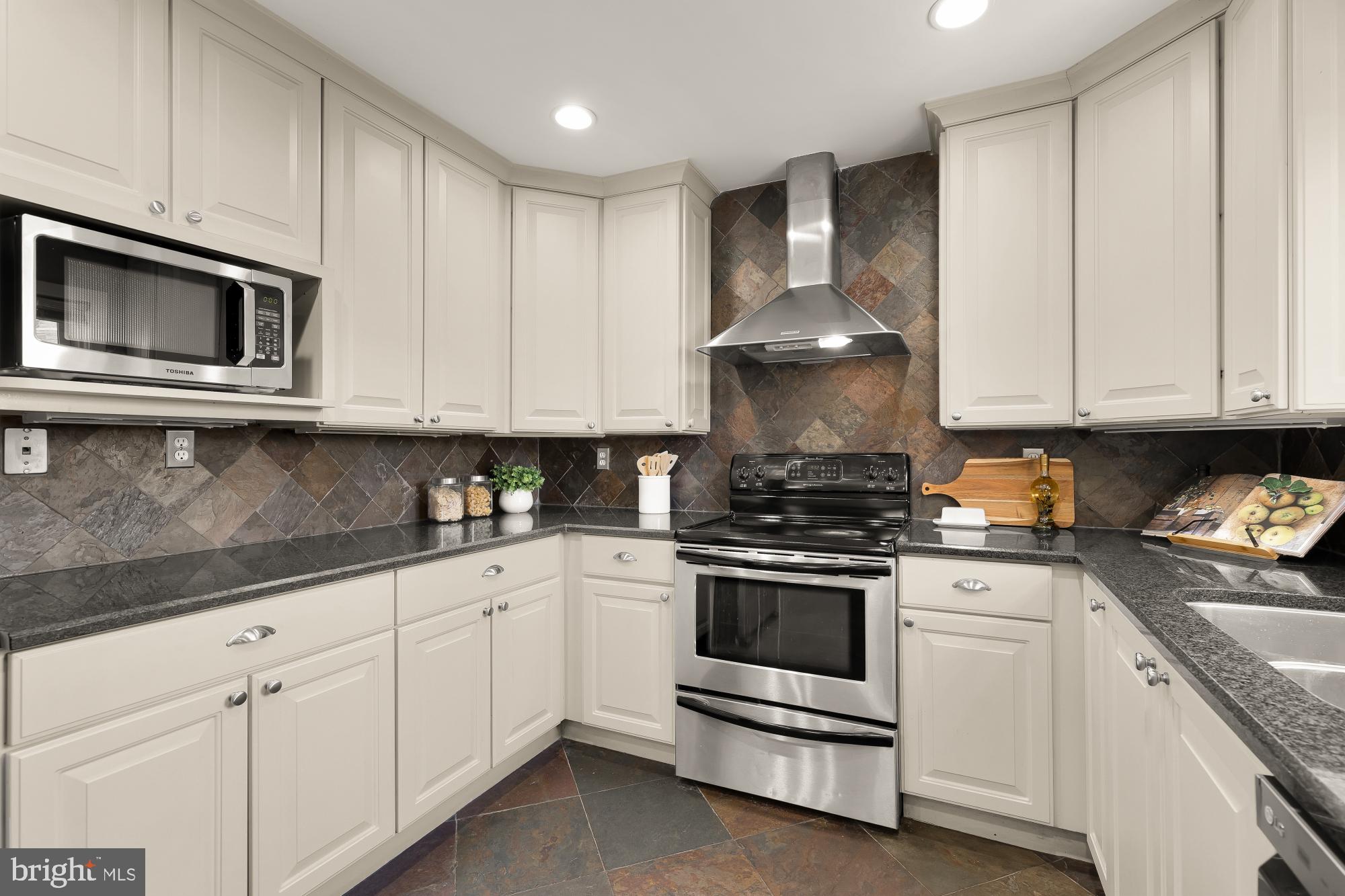 241 GRETNA GREEN COURT