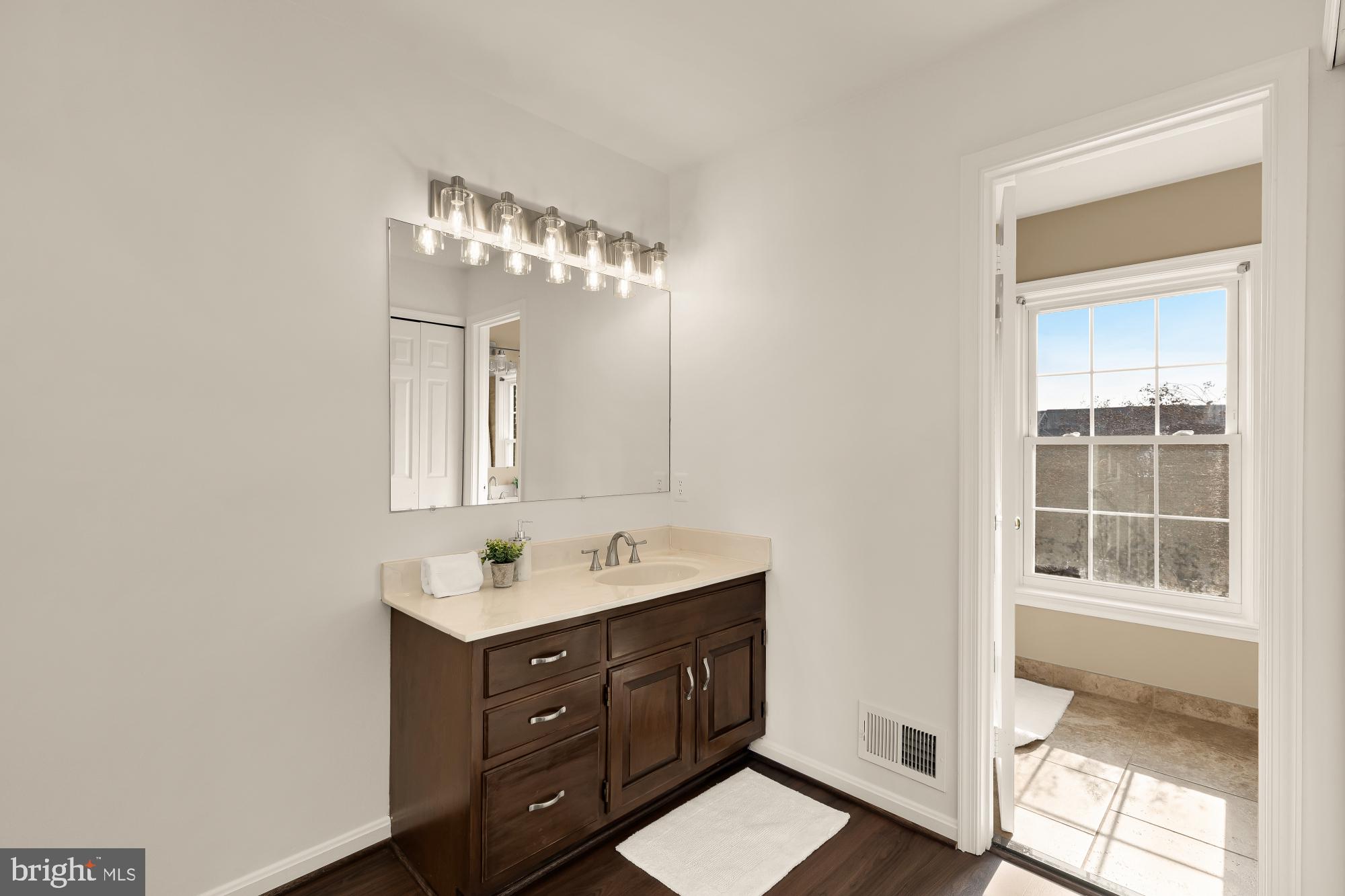 241 GRETNA GREEN COURT