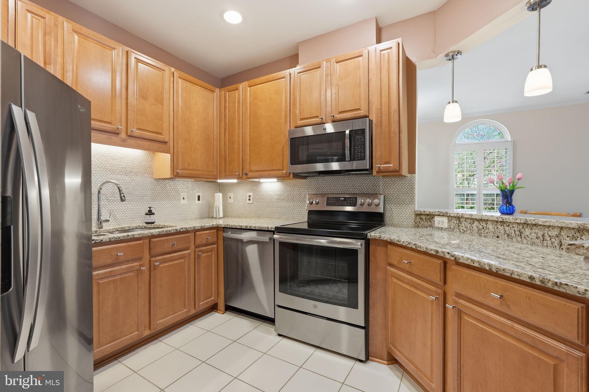 2931 DEER HOLLOW WAY 108