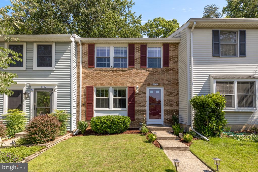 8100 LOVING FOREST COURT