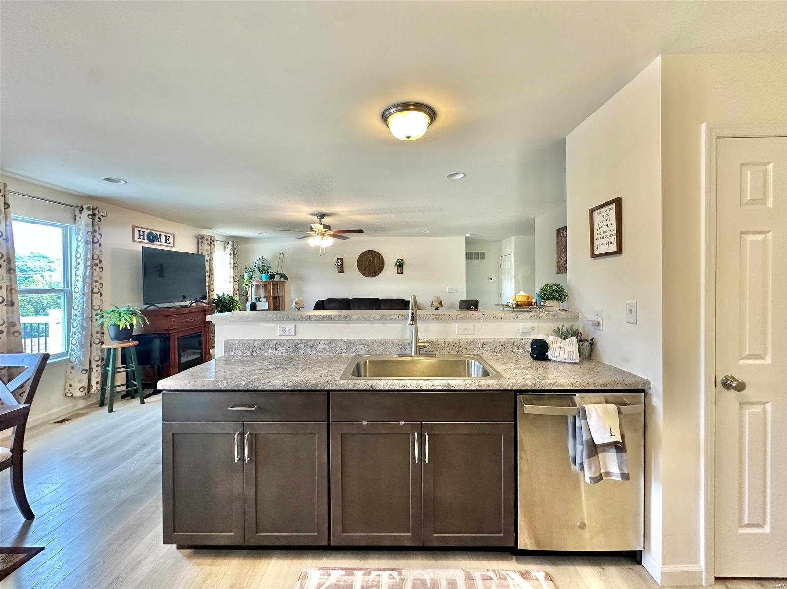 2617 Winding Valley Dr