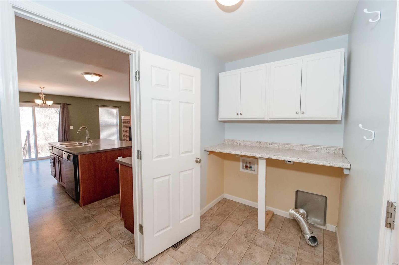 6561 Buckingham Palace Drive