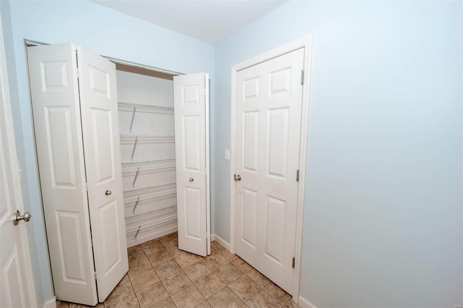 6561 Buckingham Palace Drive