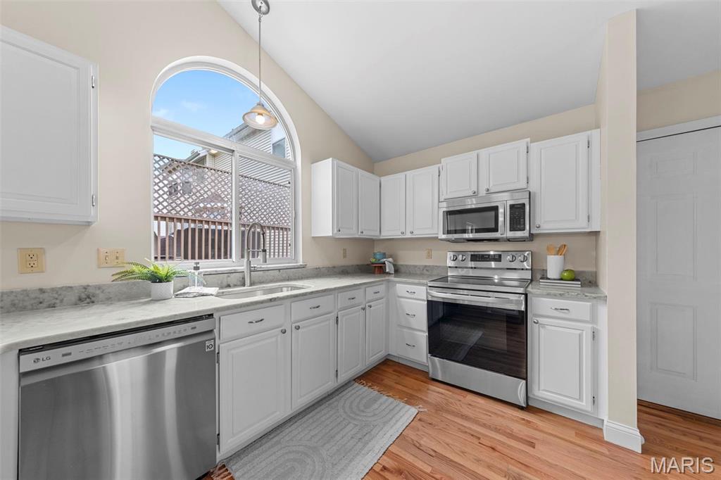19 Big Bend Station Court