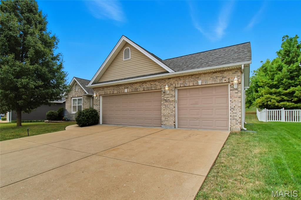 736 Berrywine Lane