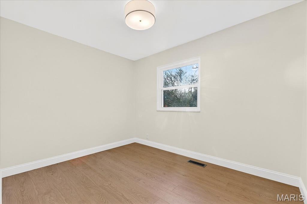 2 Thorncliff