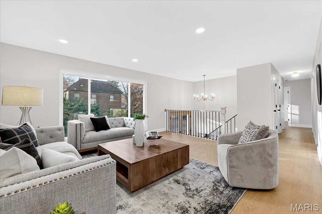 2 Thorncliff