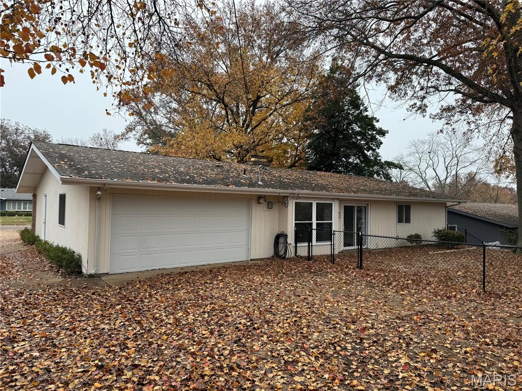 1559 Fontana Drive