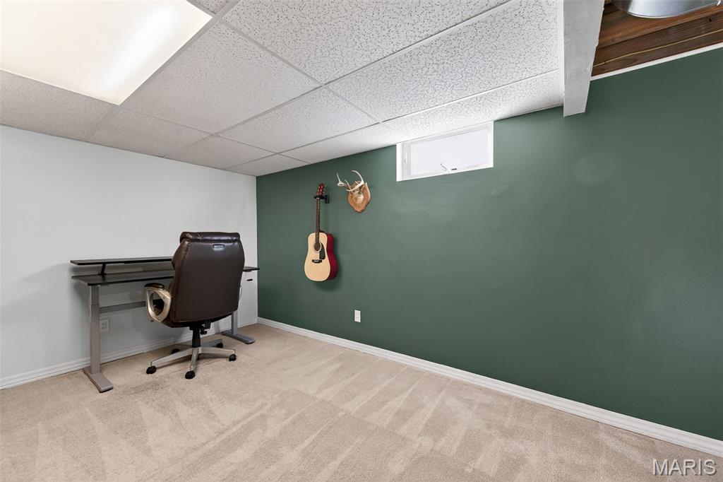 1335 Pinetree Lane