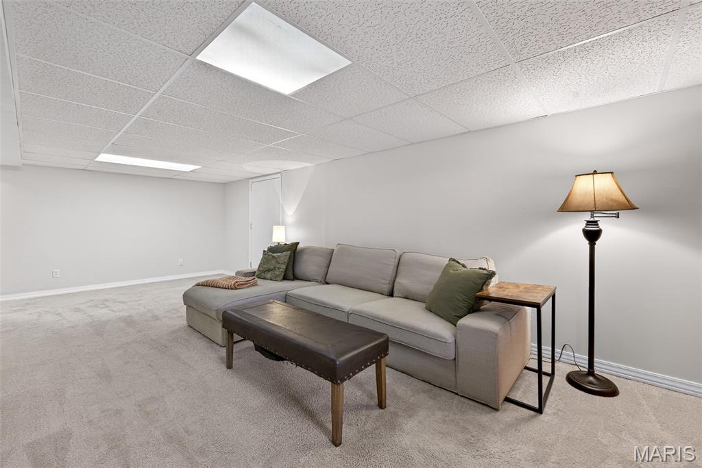 1335 Pinetree Lane