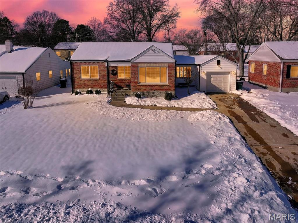 1335 Pinetree Lane