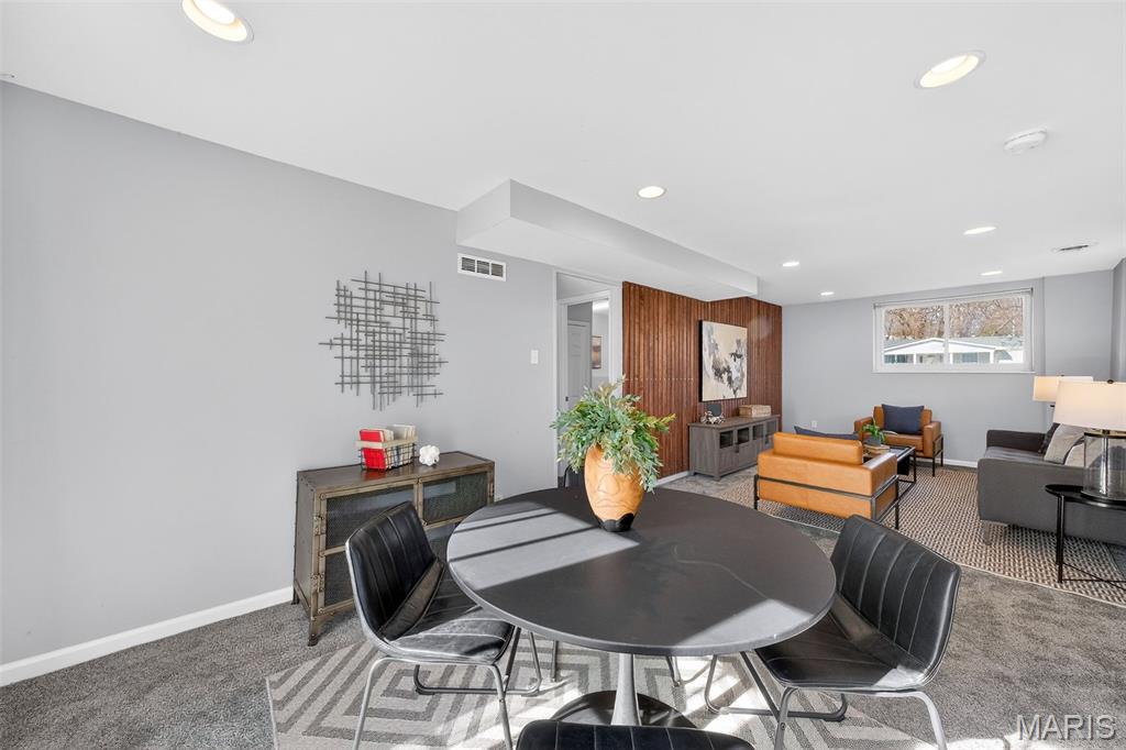 10 Barbre Court