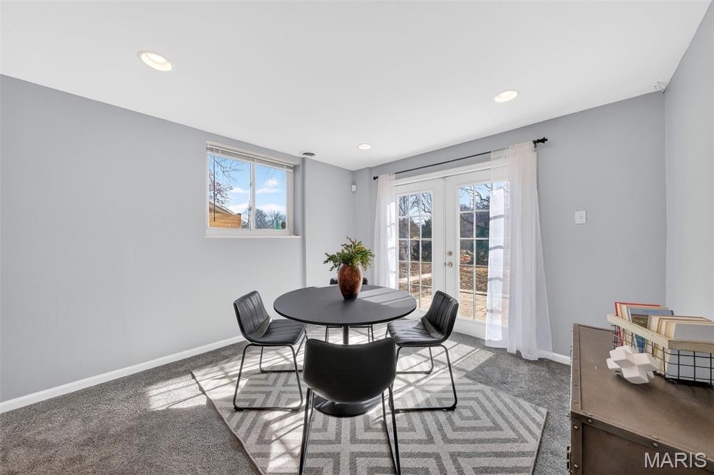 10 Barbre Court