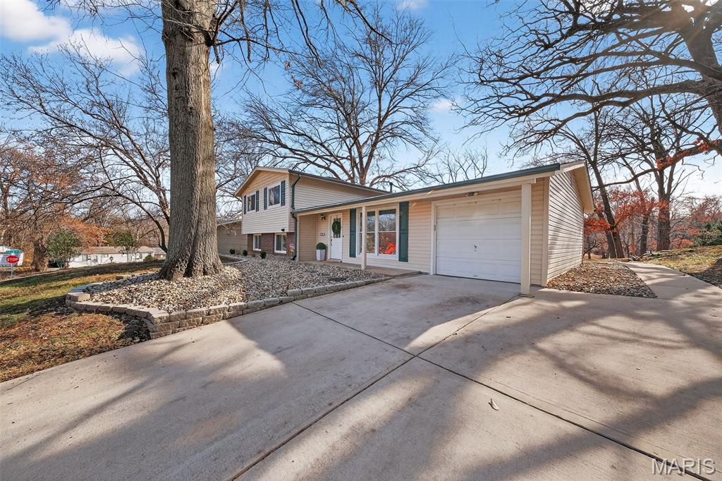 10 Barbre Court