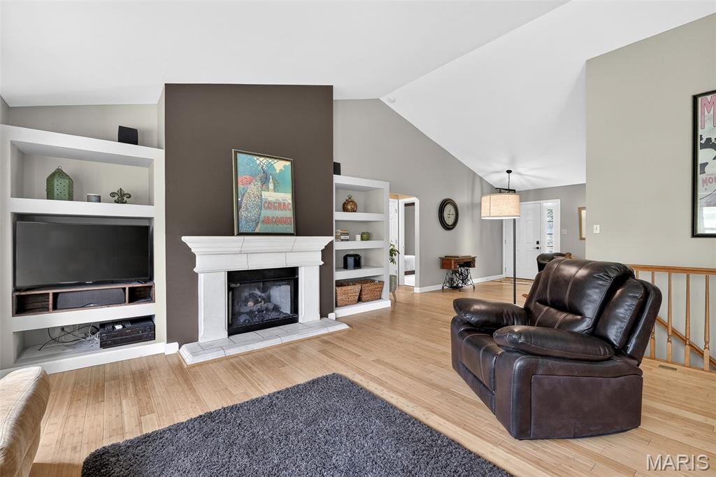 7 Autumn Valley Court