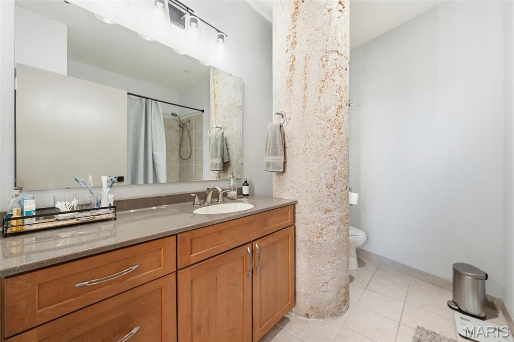 1627 Locust Street Unit: 305