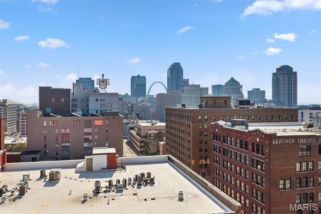 1627 Locust Street Unit: 305