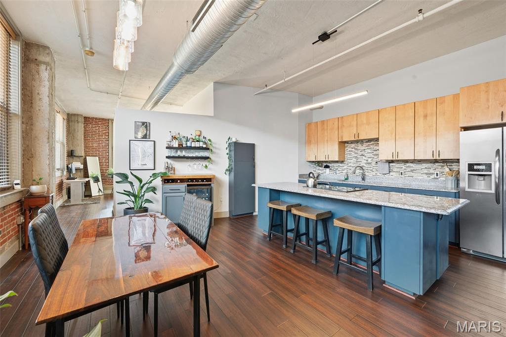 1627 Locust Street Unit: 305