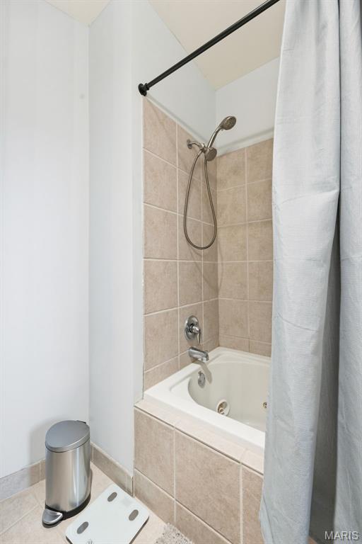 1627 Locust Street Unit: 305