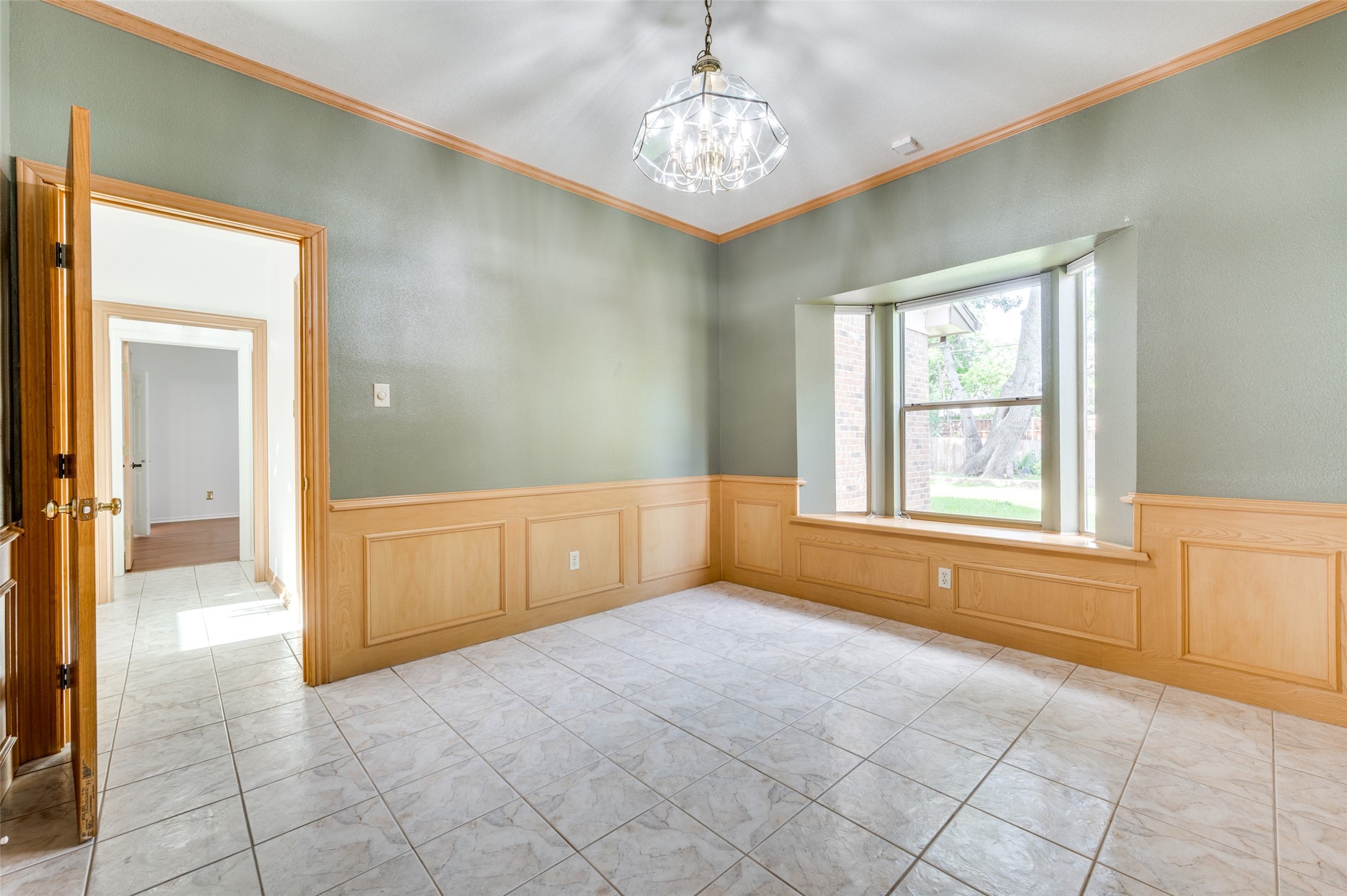 1106 Olde Towne Drive