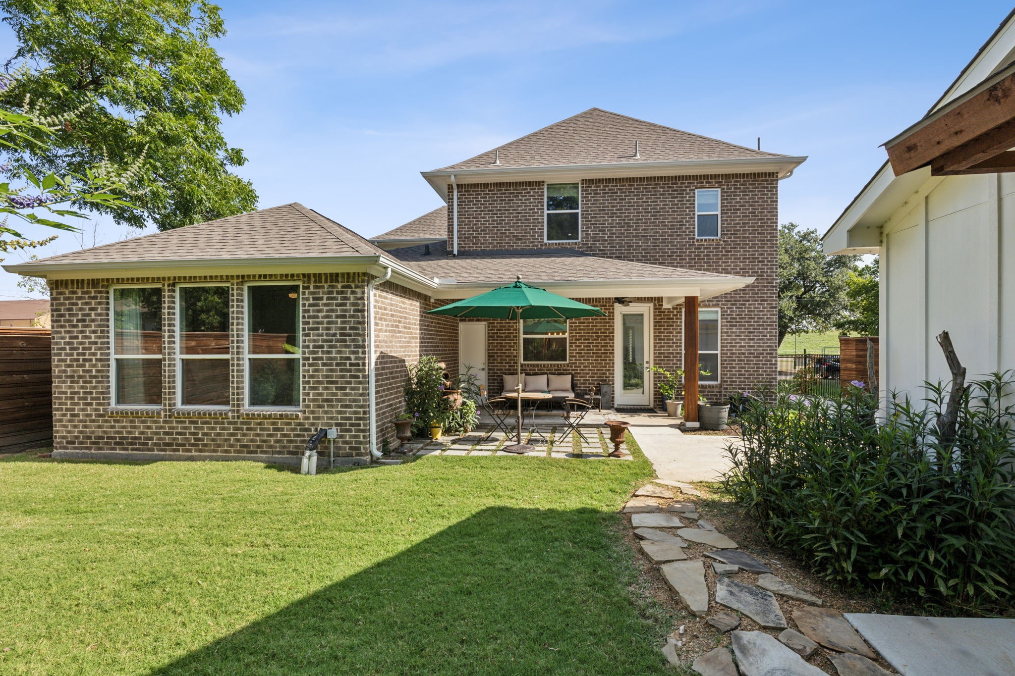 1210 REVEREND CBT SMITH Street