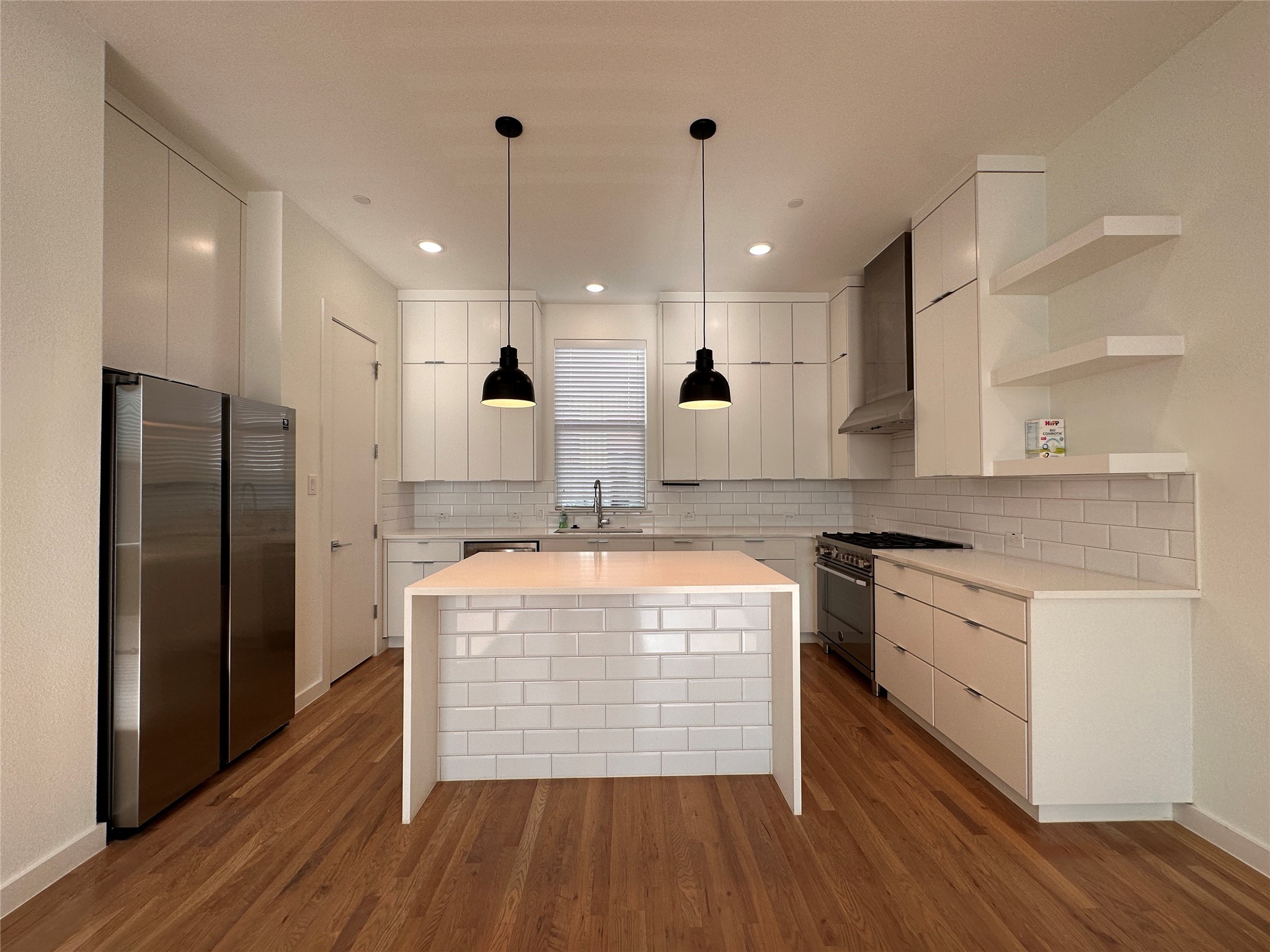 1510 N Washington 701