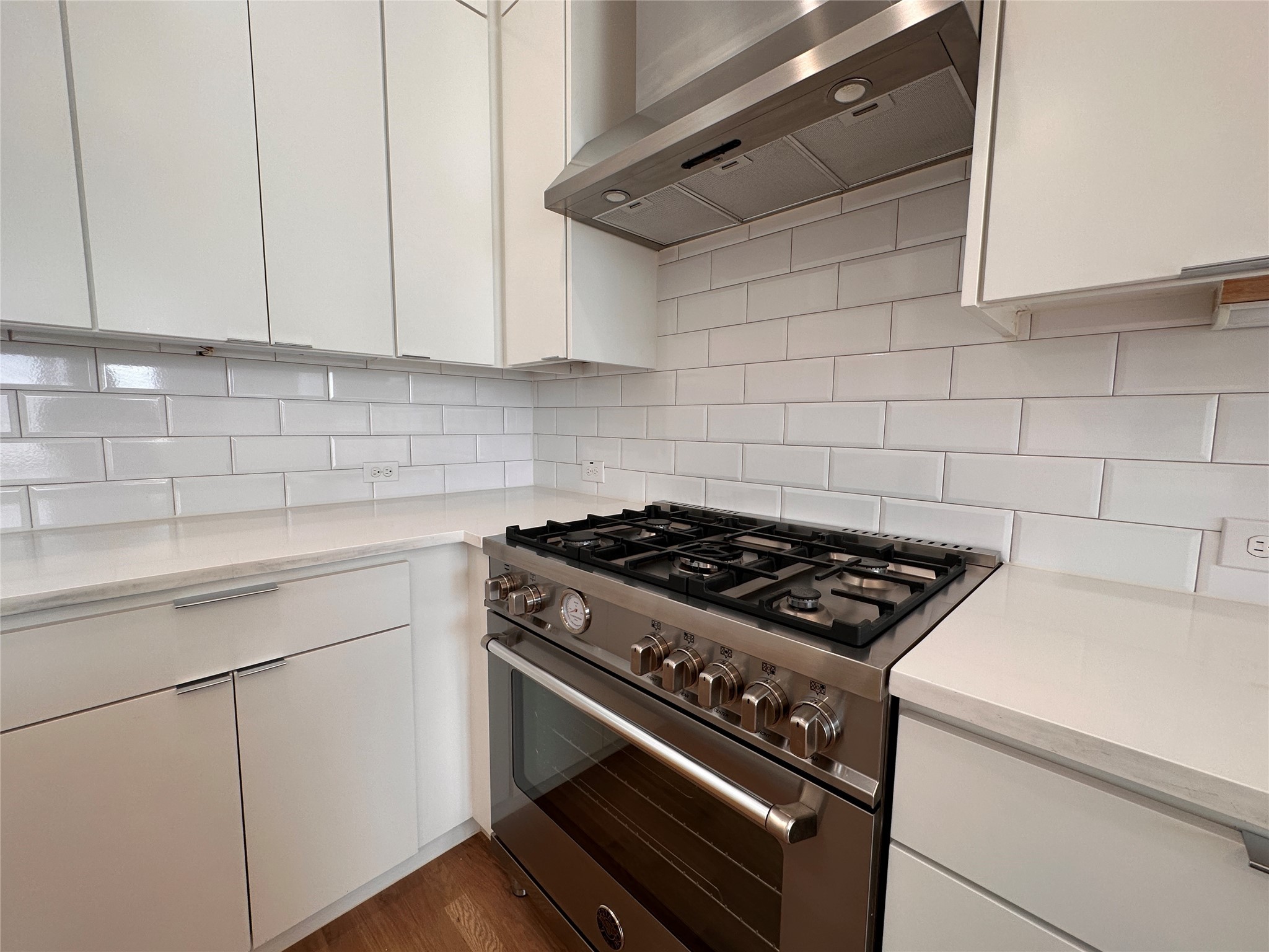 1510 N Washington 701