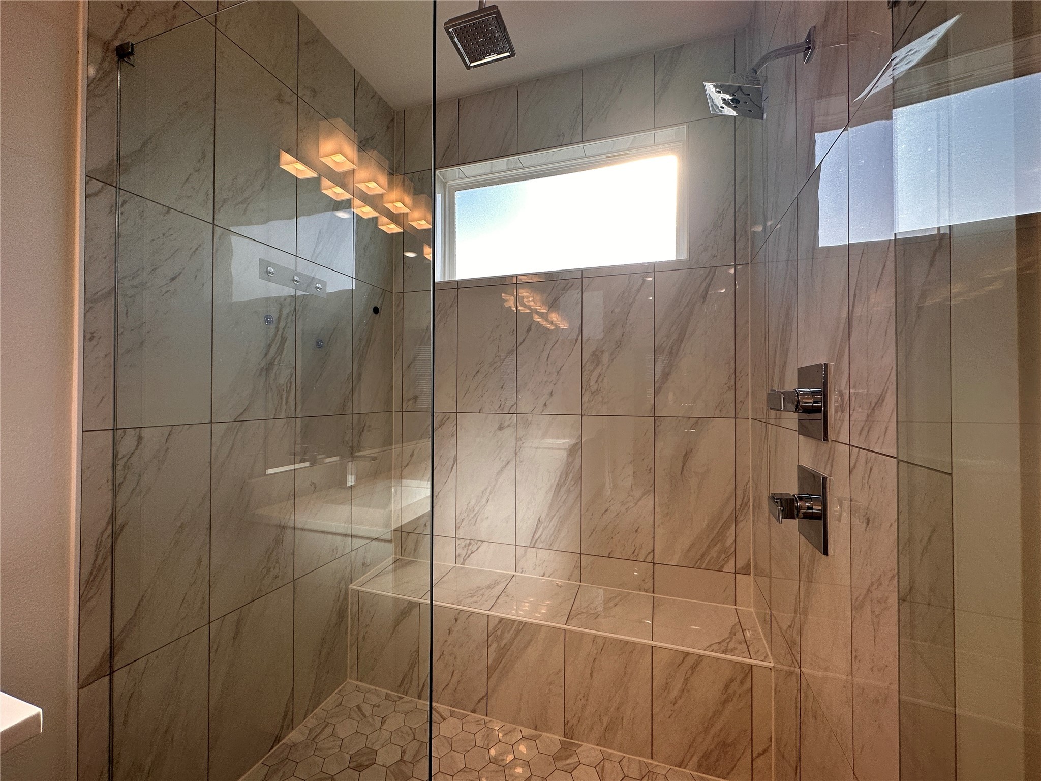 1510 N Washington 701