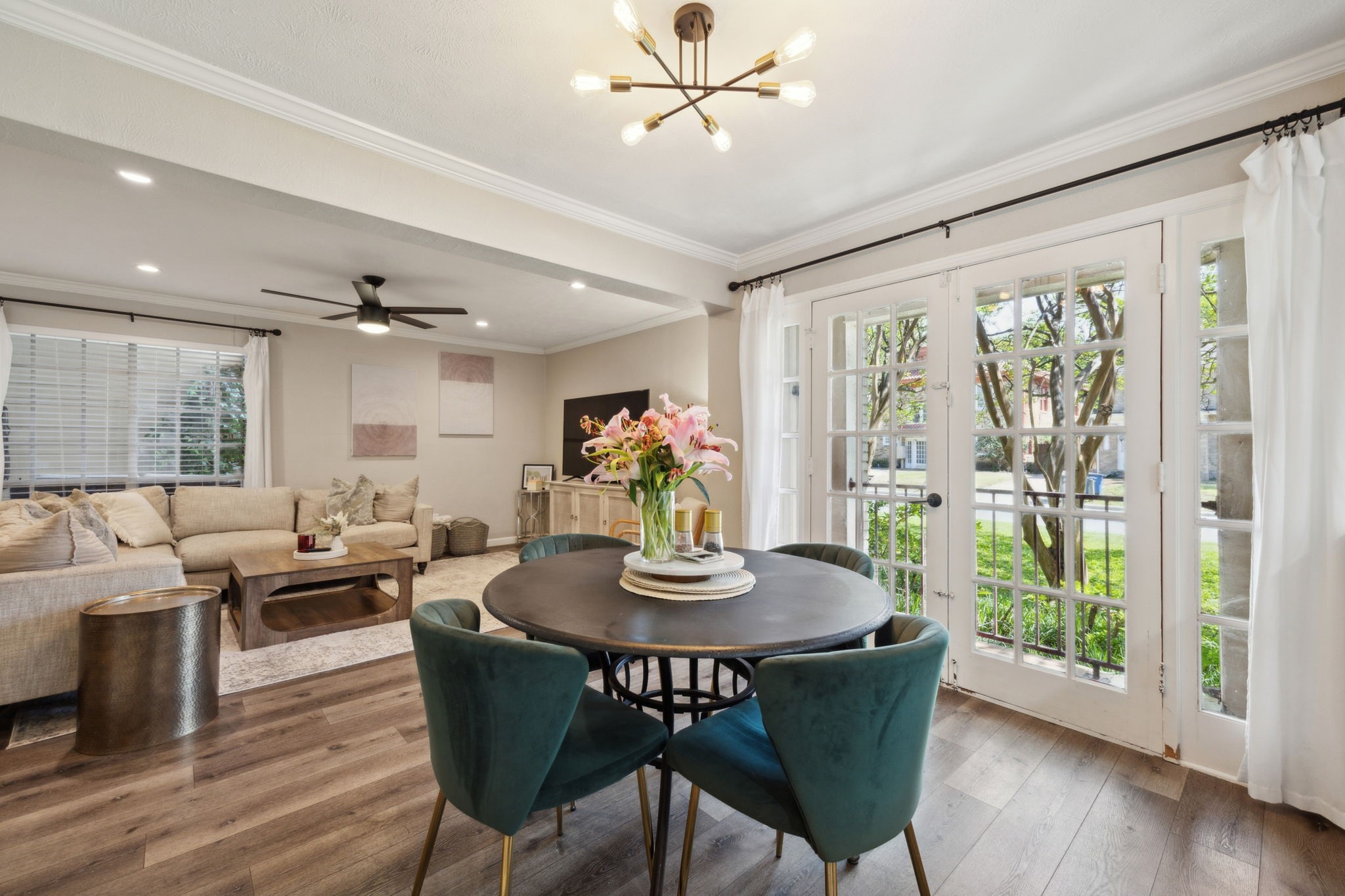 4023 Wycliff Avenue 104