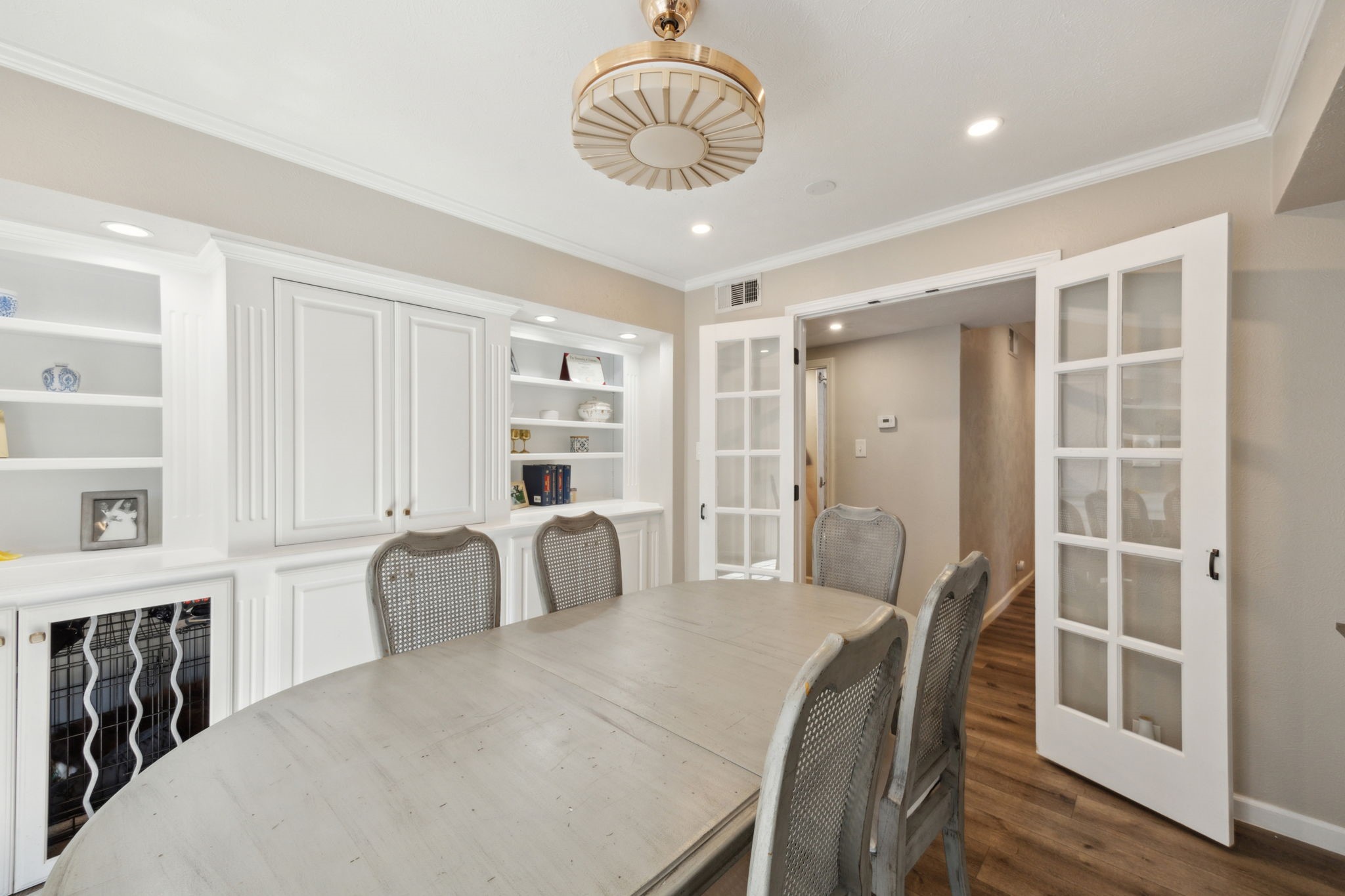 4023 Wycliff Avenue 104