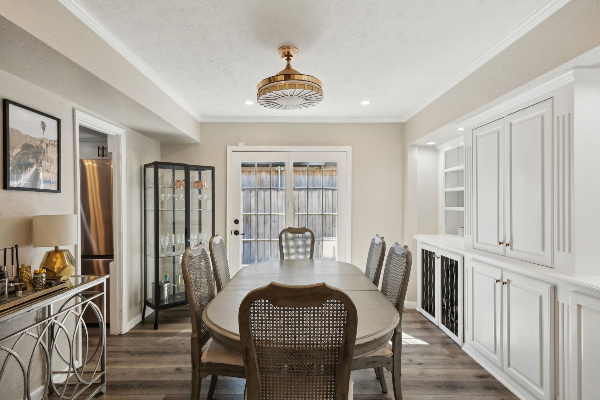 4023 Wycliff Avenue 104