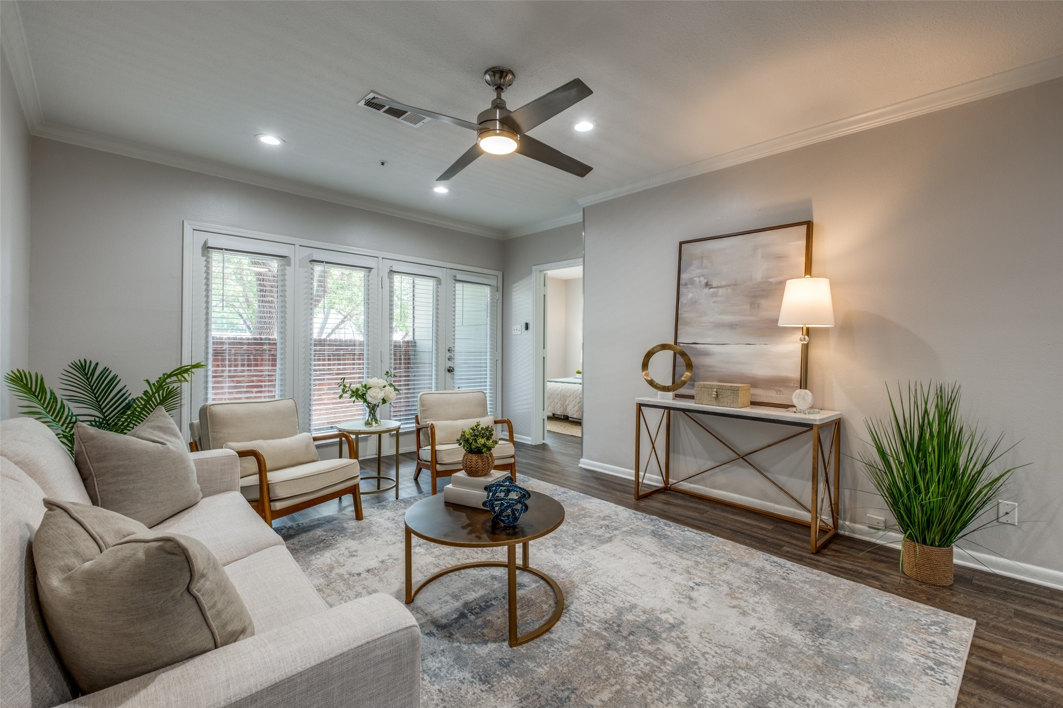 4501 Druid Lane 114