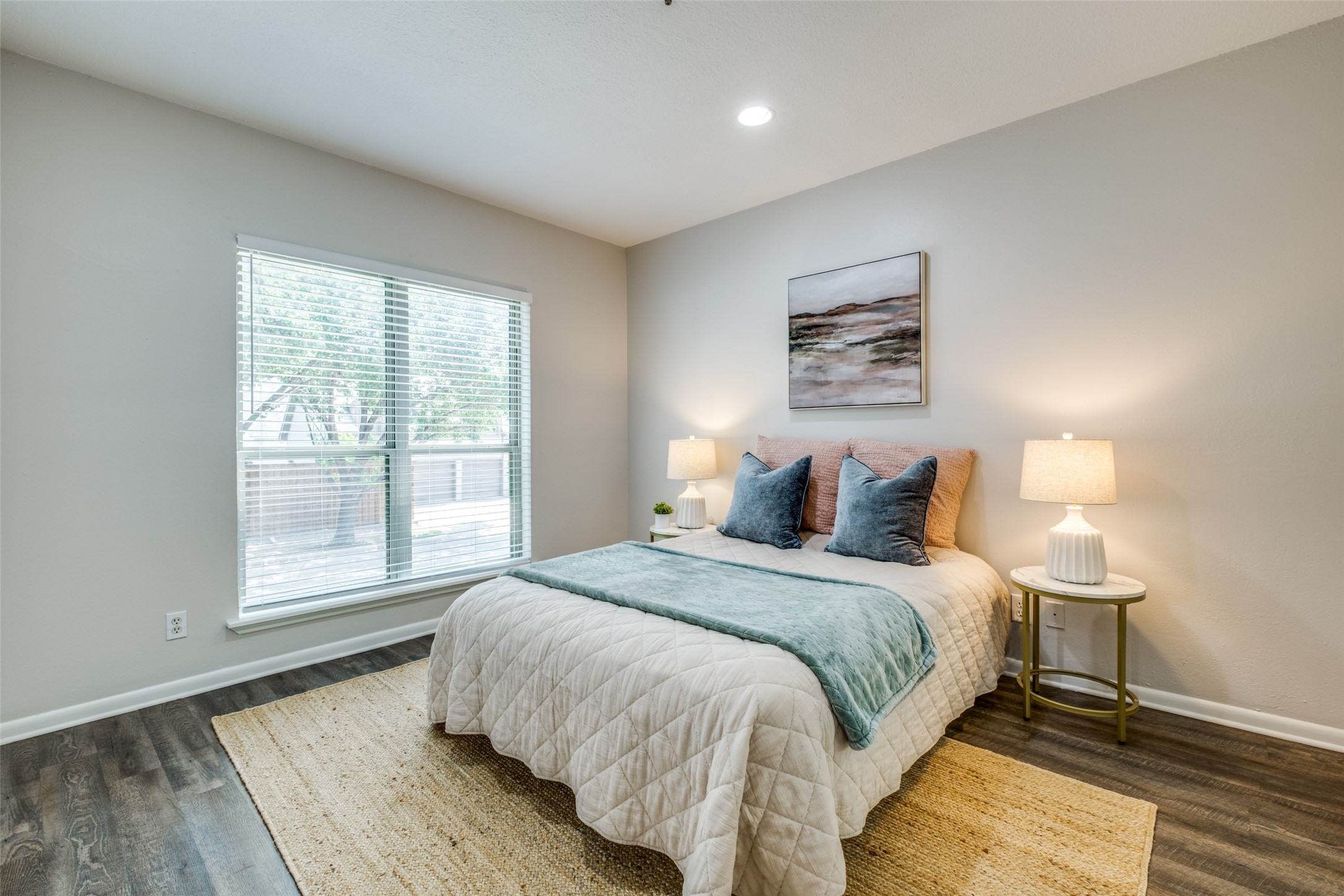 4501 Druid Lane 114