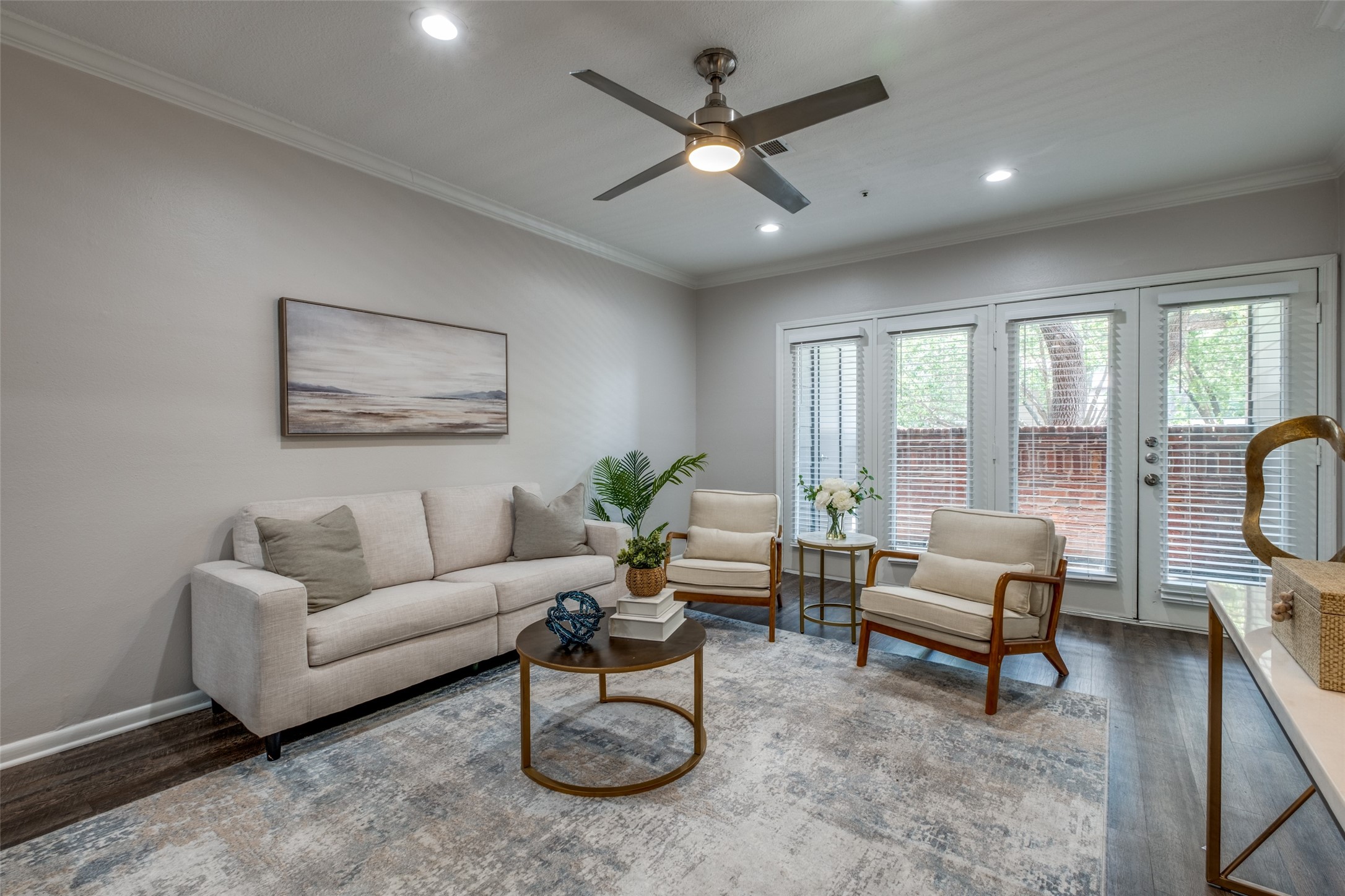 4501 Druid Lane 114