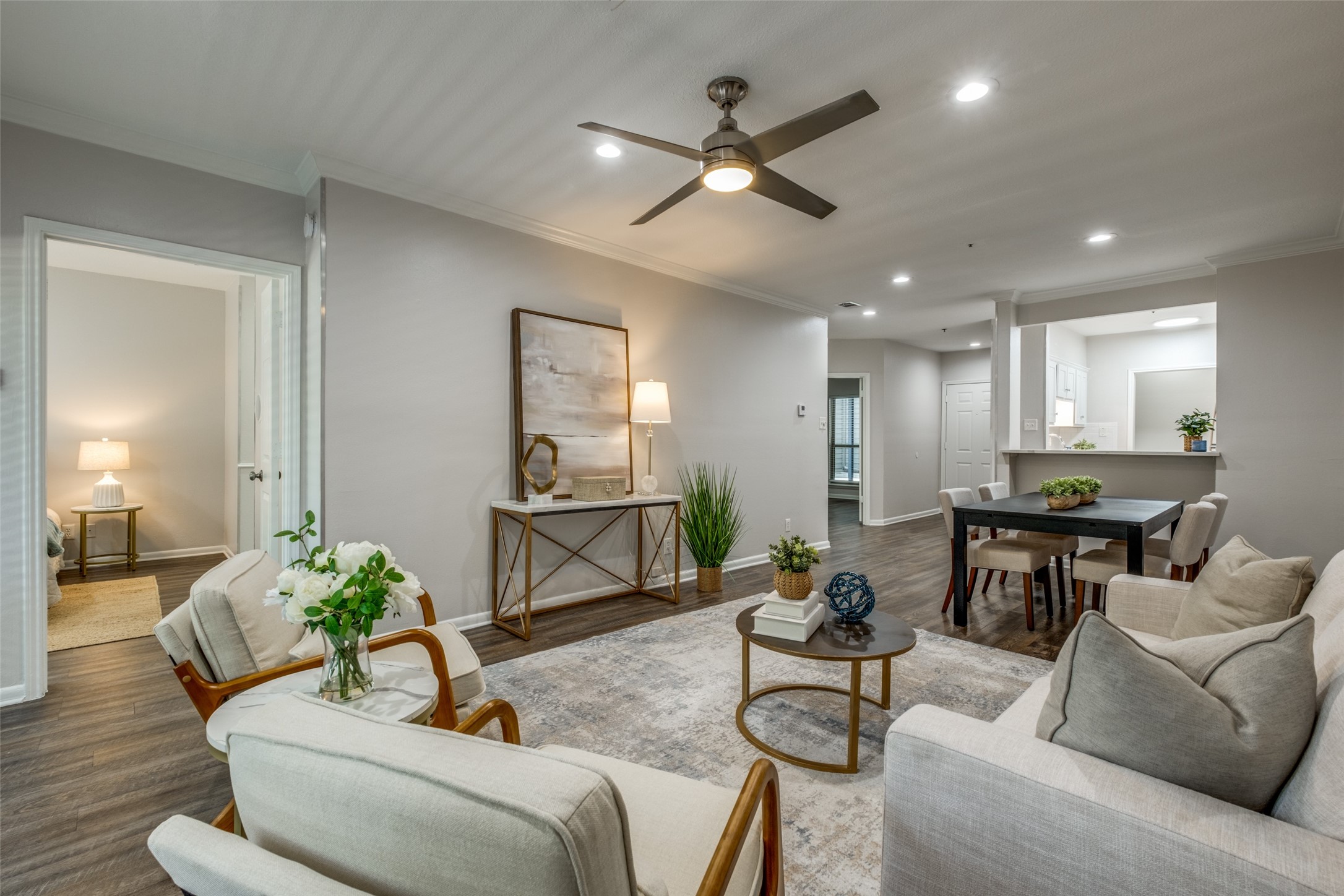 4501 Druid Lane 114