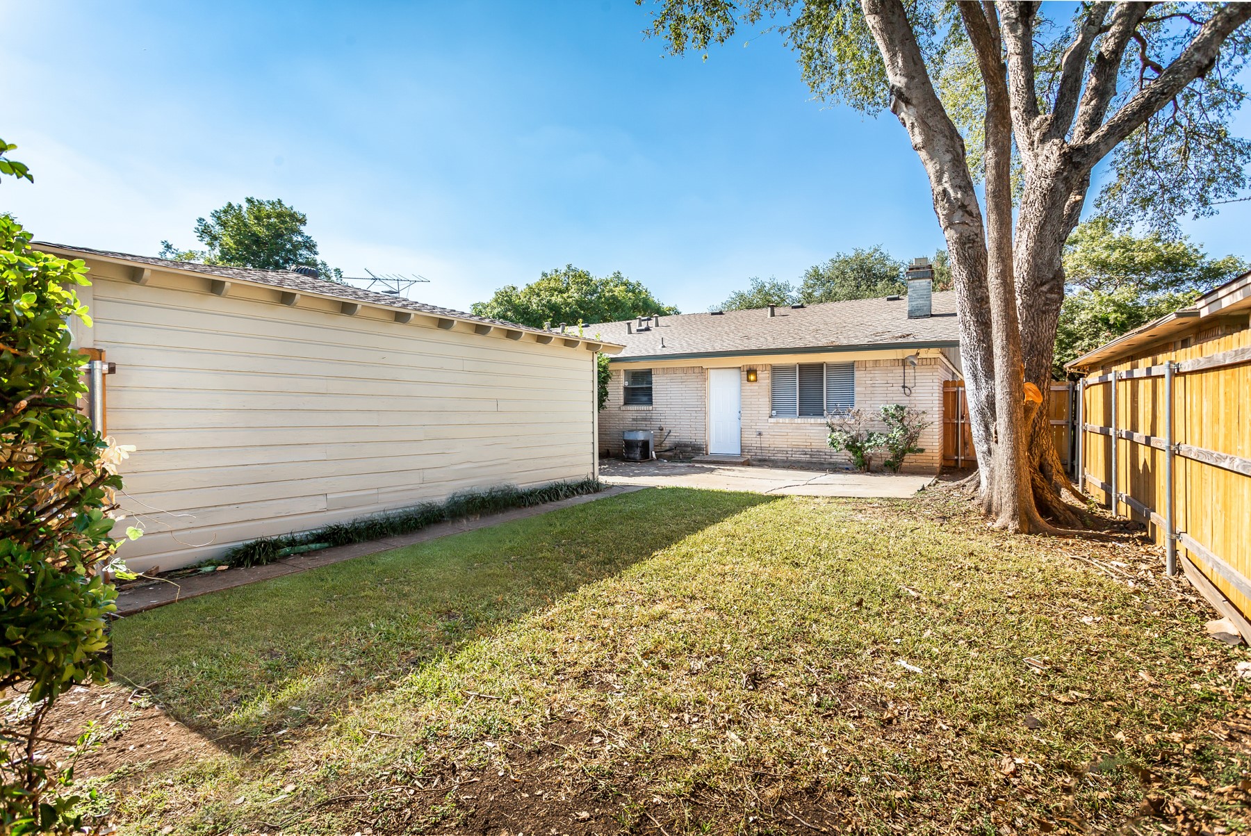 7440 Walling Lane