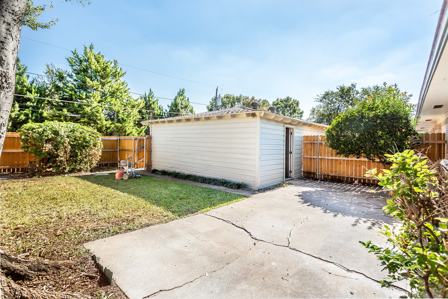 7440 Walling Lane
