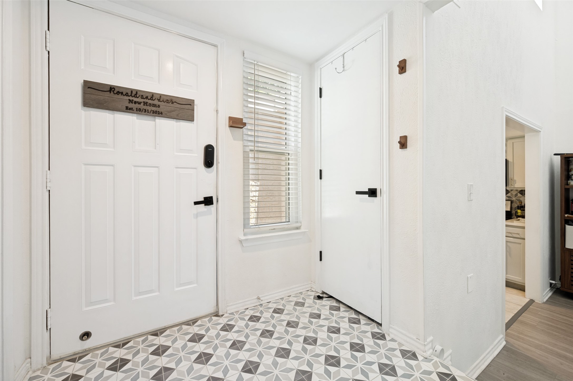1870 Amber Lane