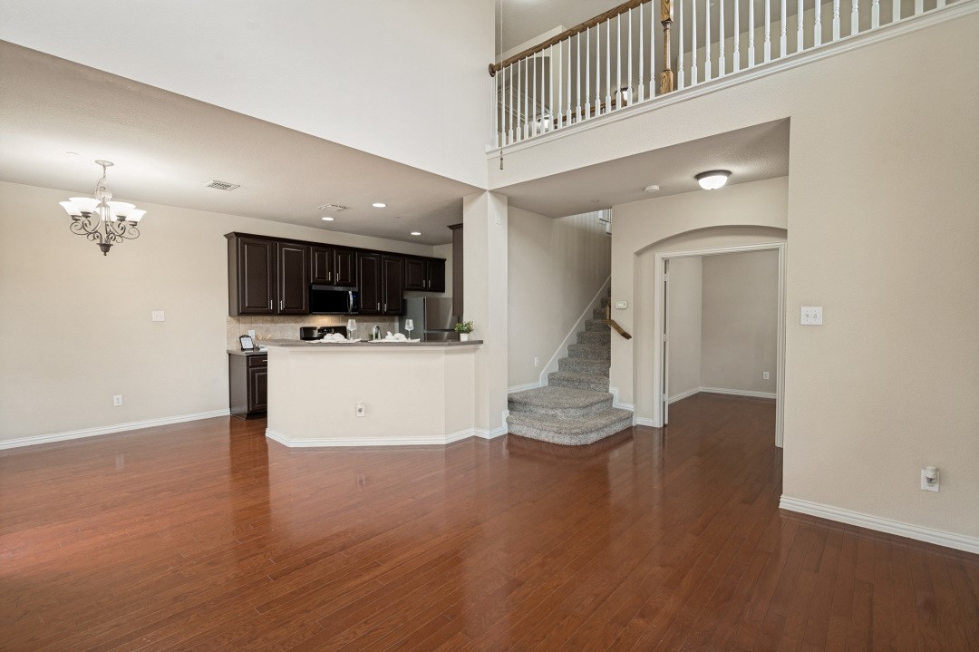 8748 San Bernard Street