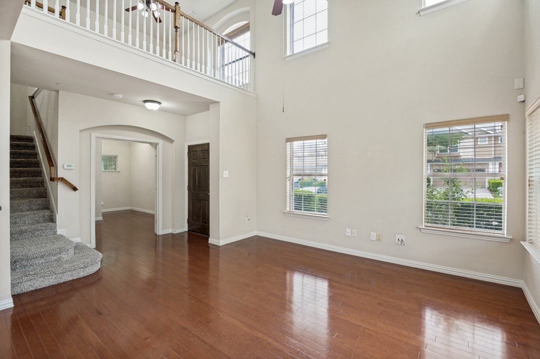 8748 San Bernard Street