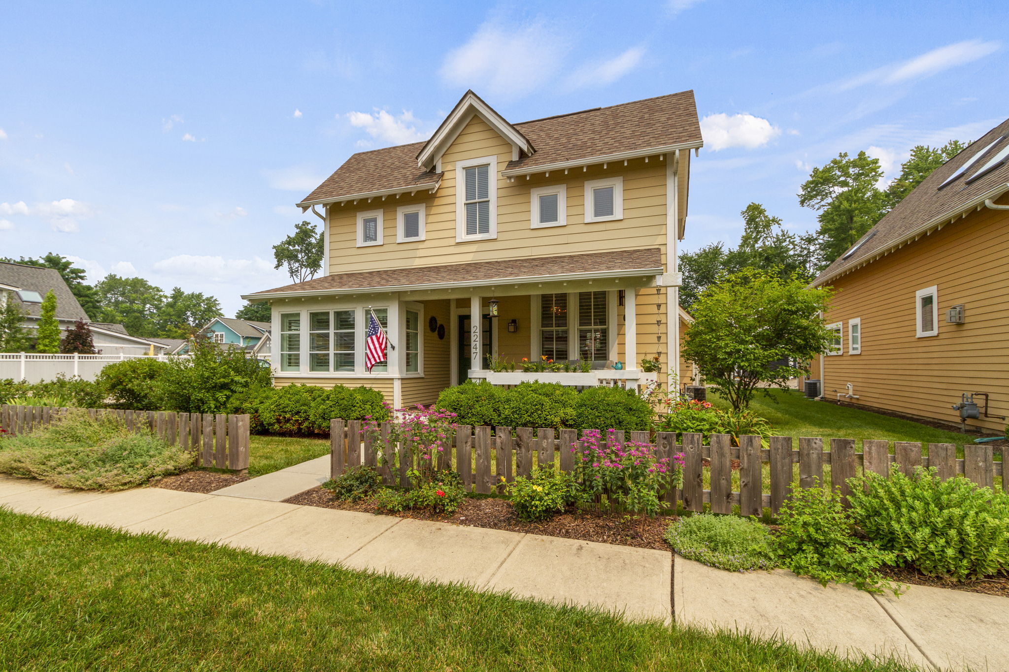 2247 Moon Shadow Lane