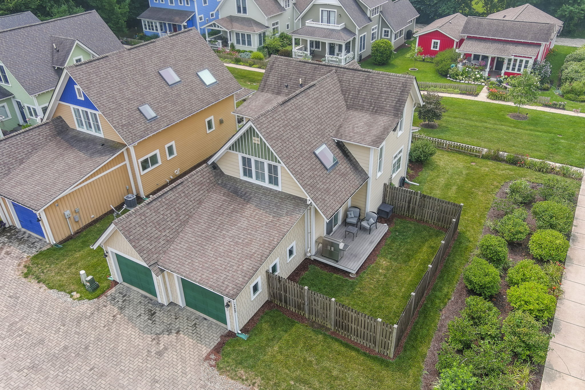 2247 Moon Shadow Lane