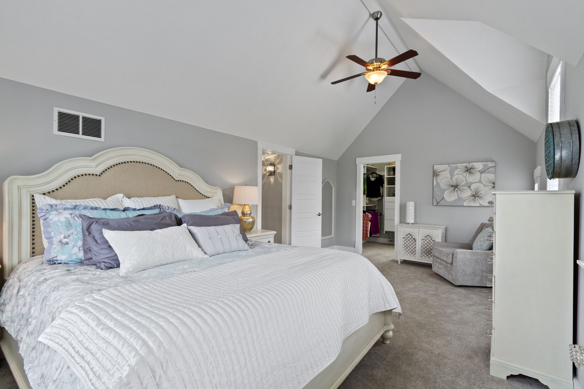 2247 Moon Shadow Lane