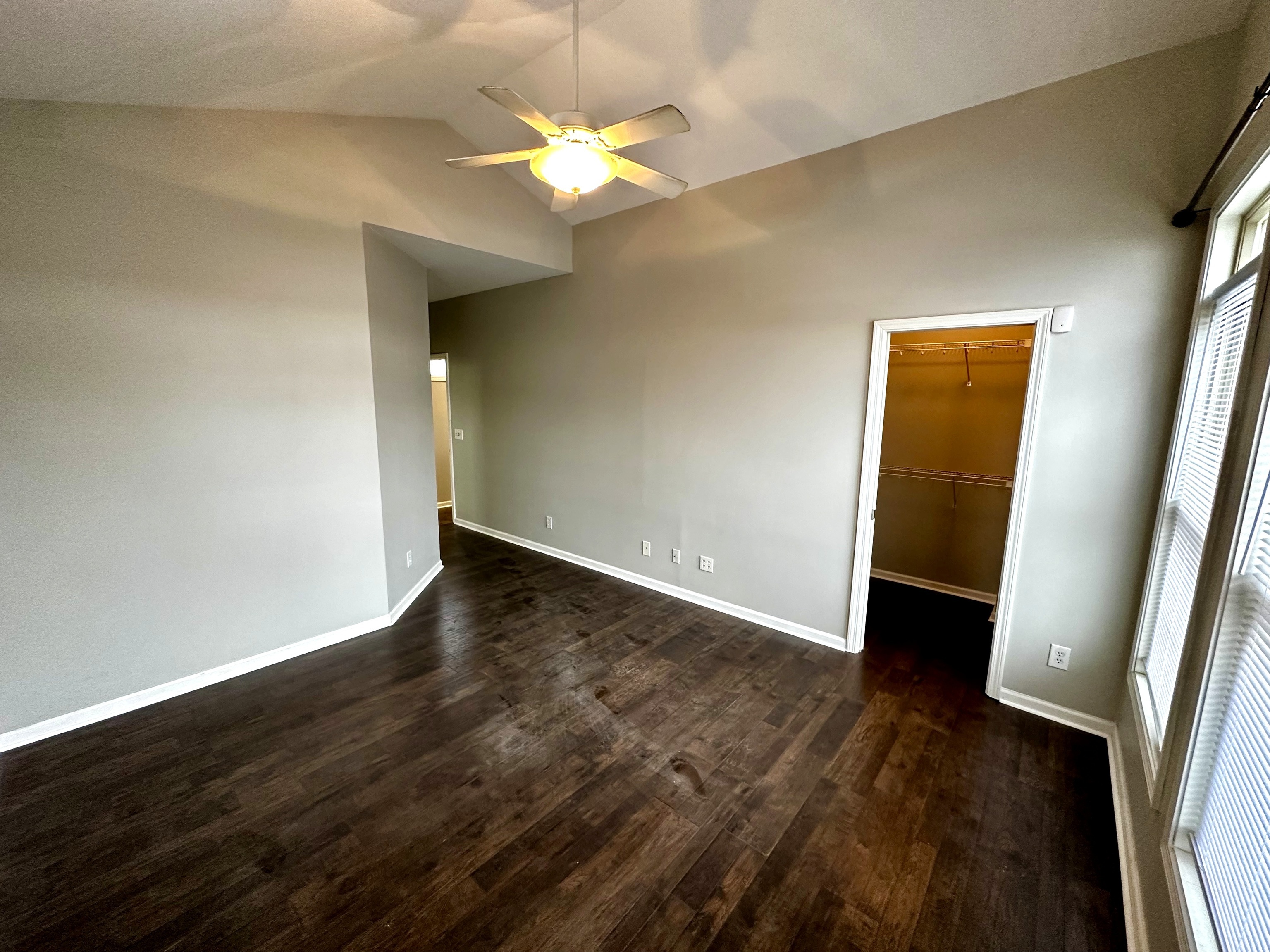 1615 N College Avenue Unit: 2