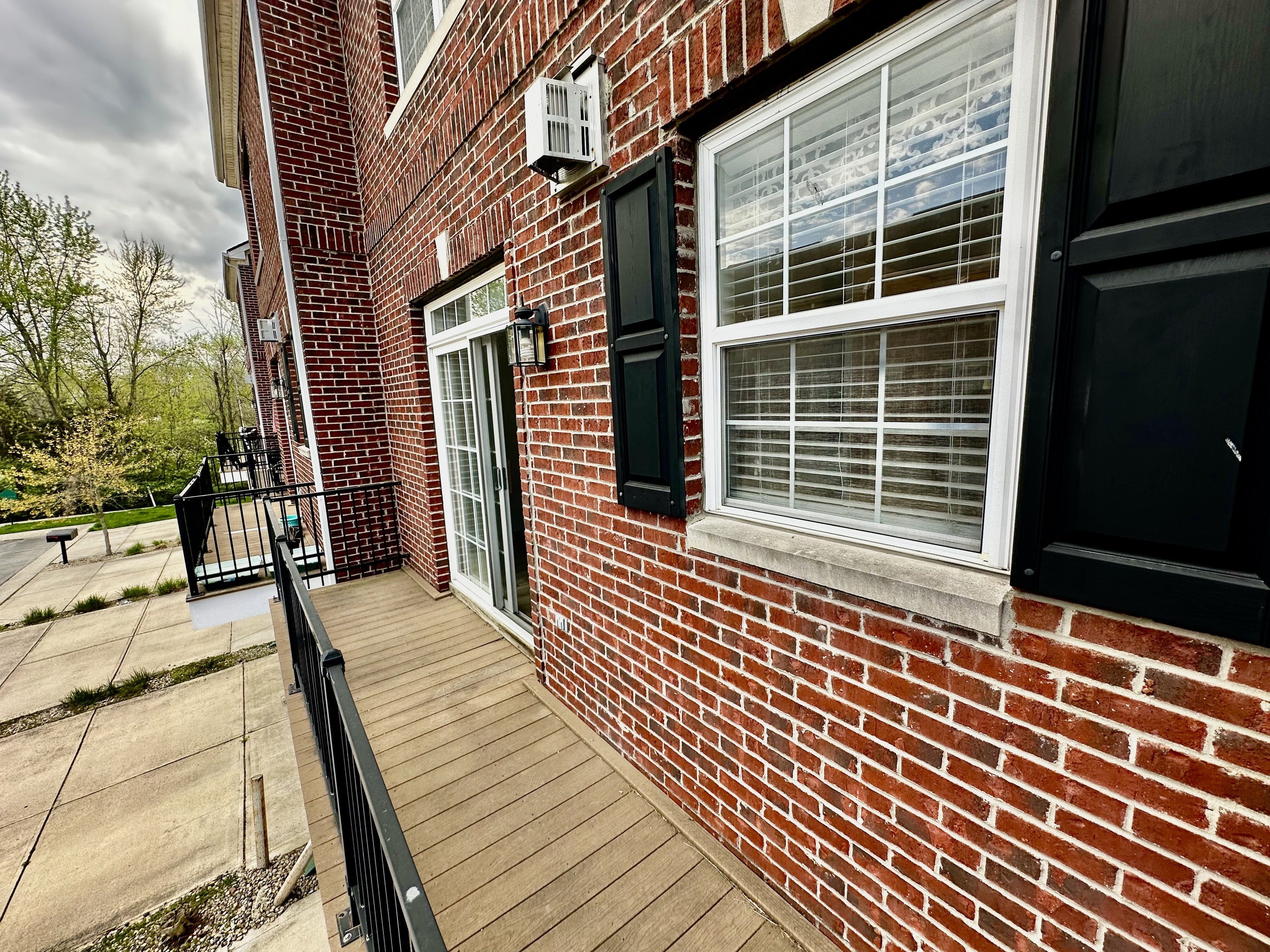 11921 Riley Drive Unit: 2