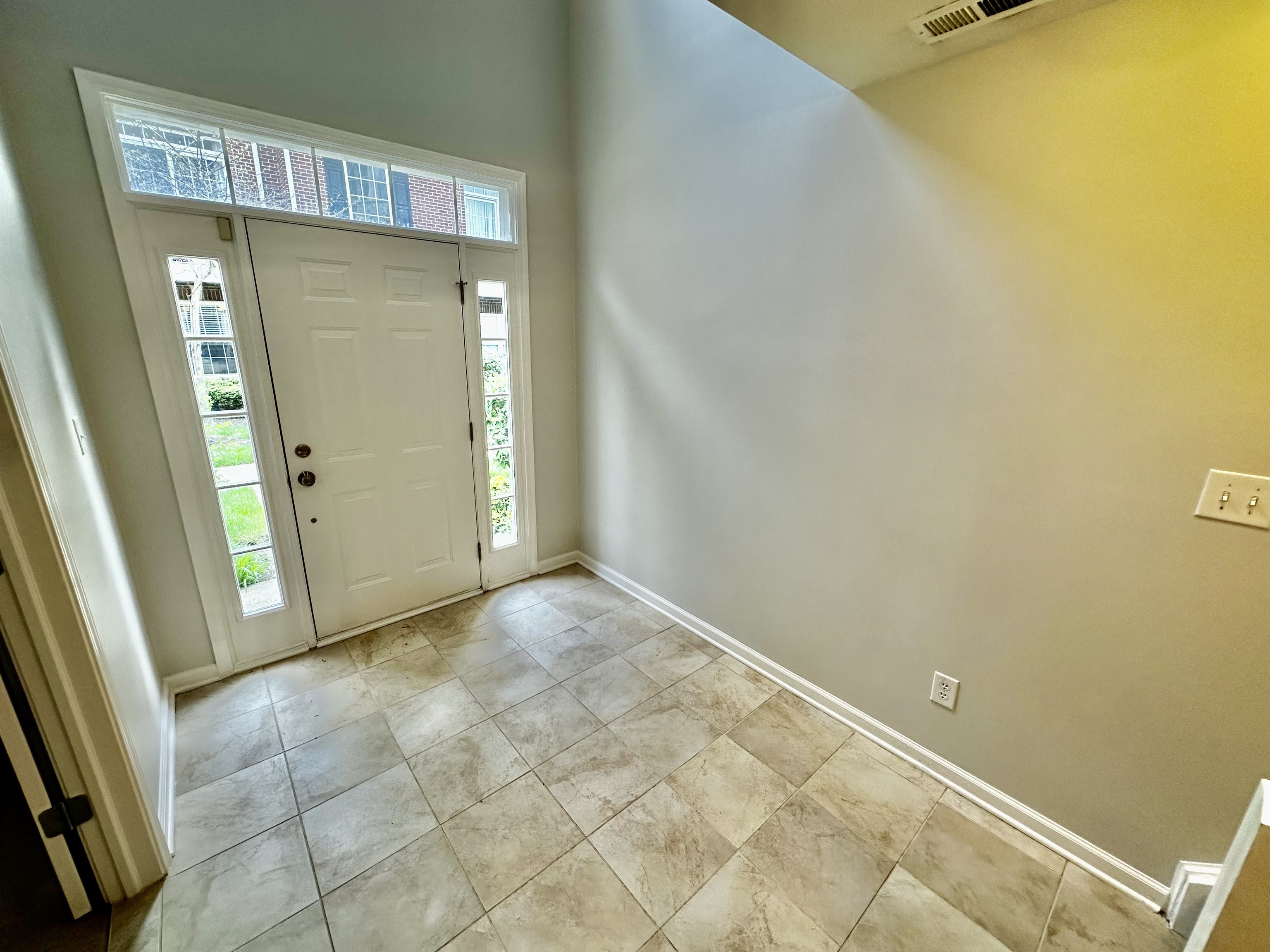 11921 Riley Drive Unit: 2