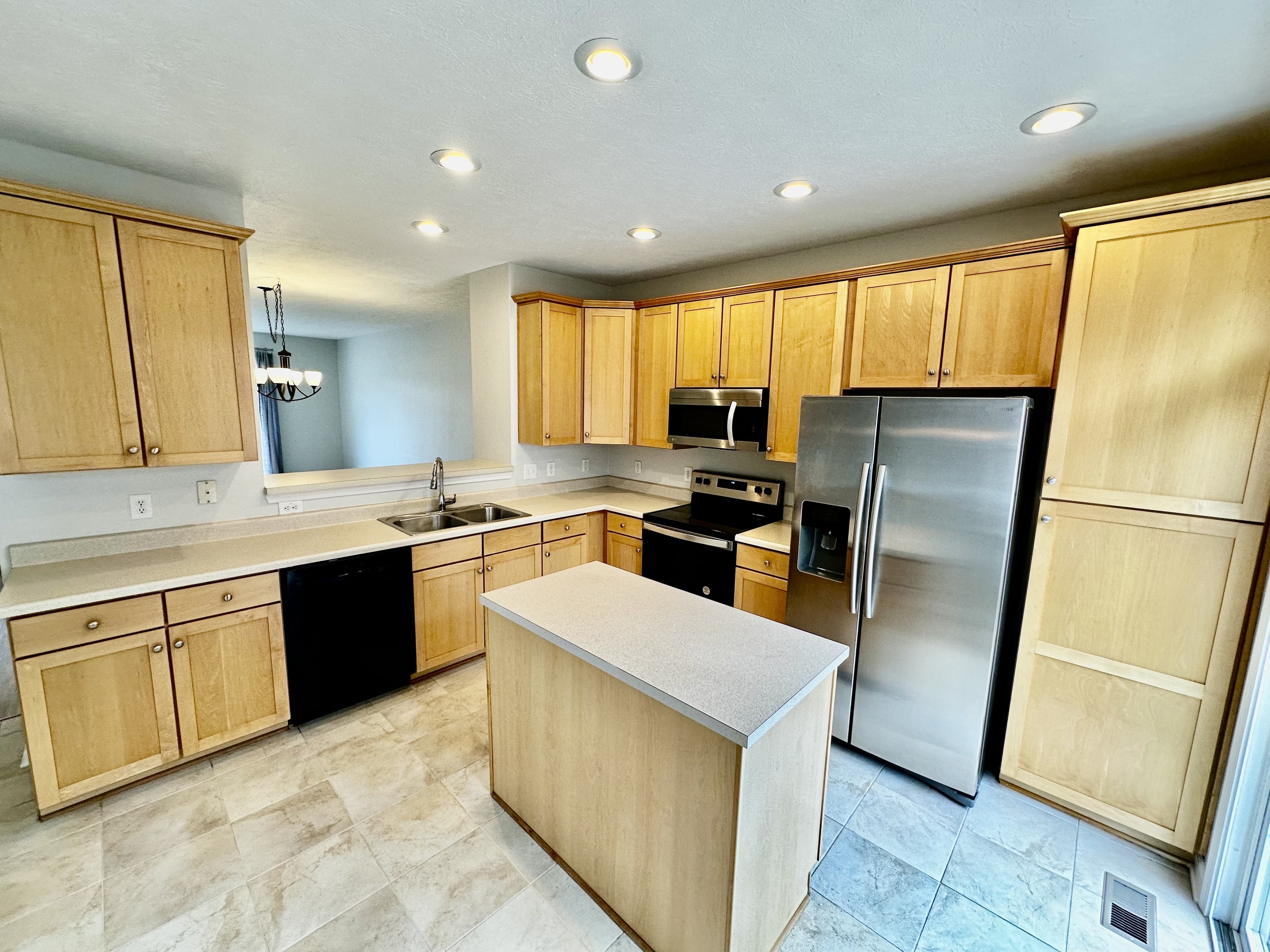 11921 Riley Drive Unit: 2