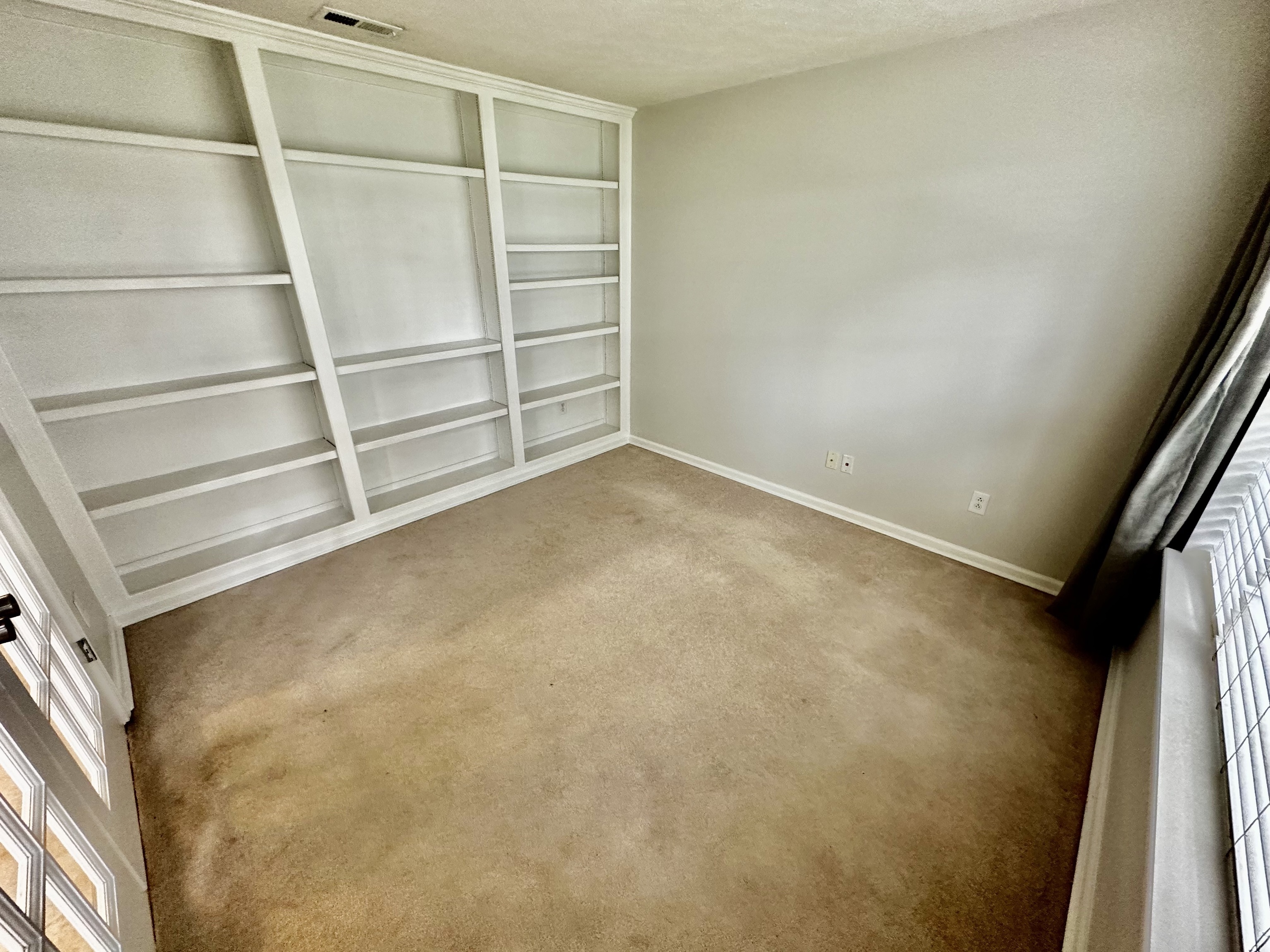 11921 Riley Drive Unit: 2