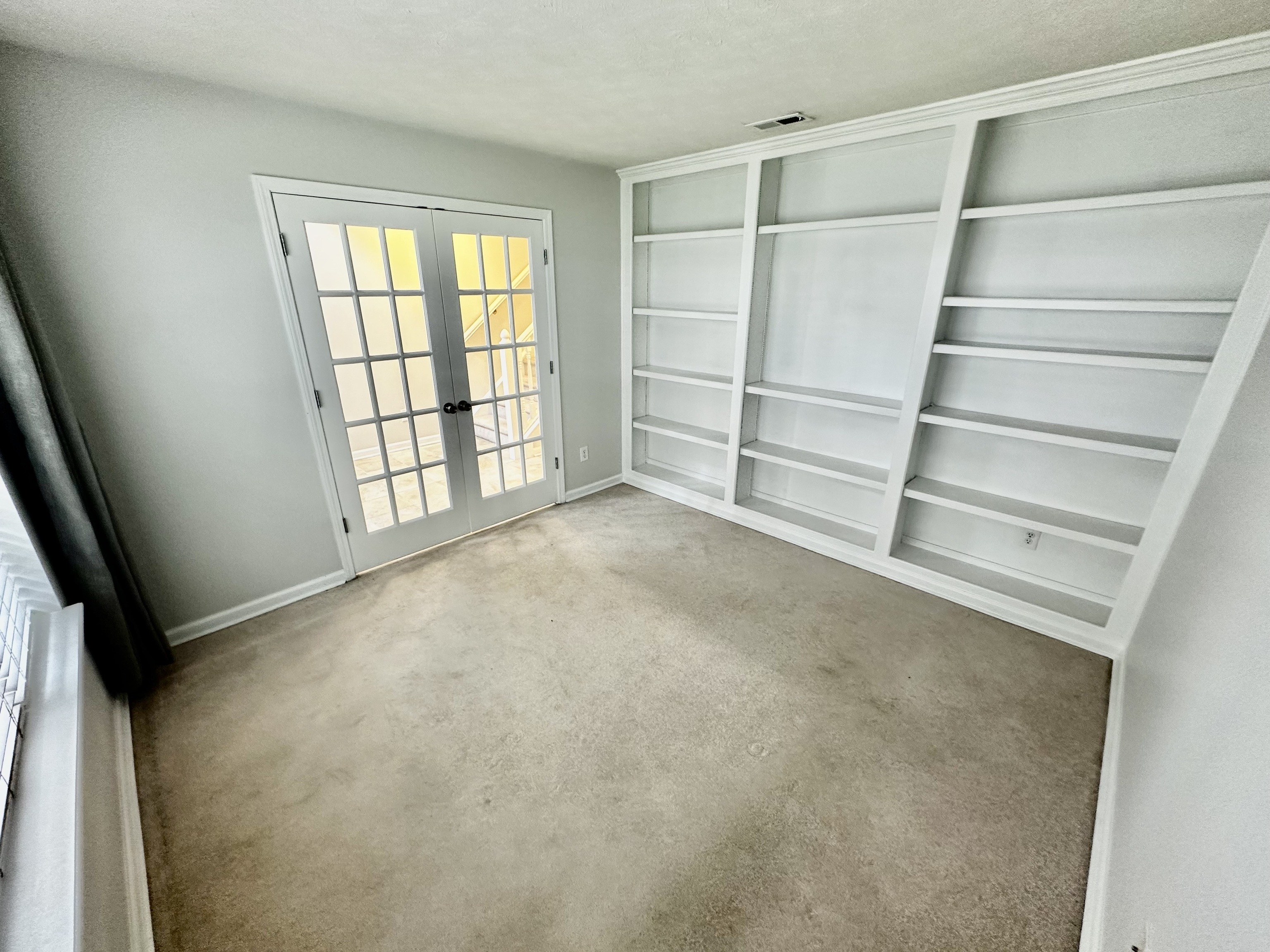 11921 Riley Drive Unit: 2