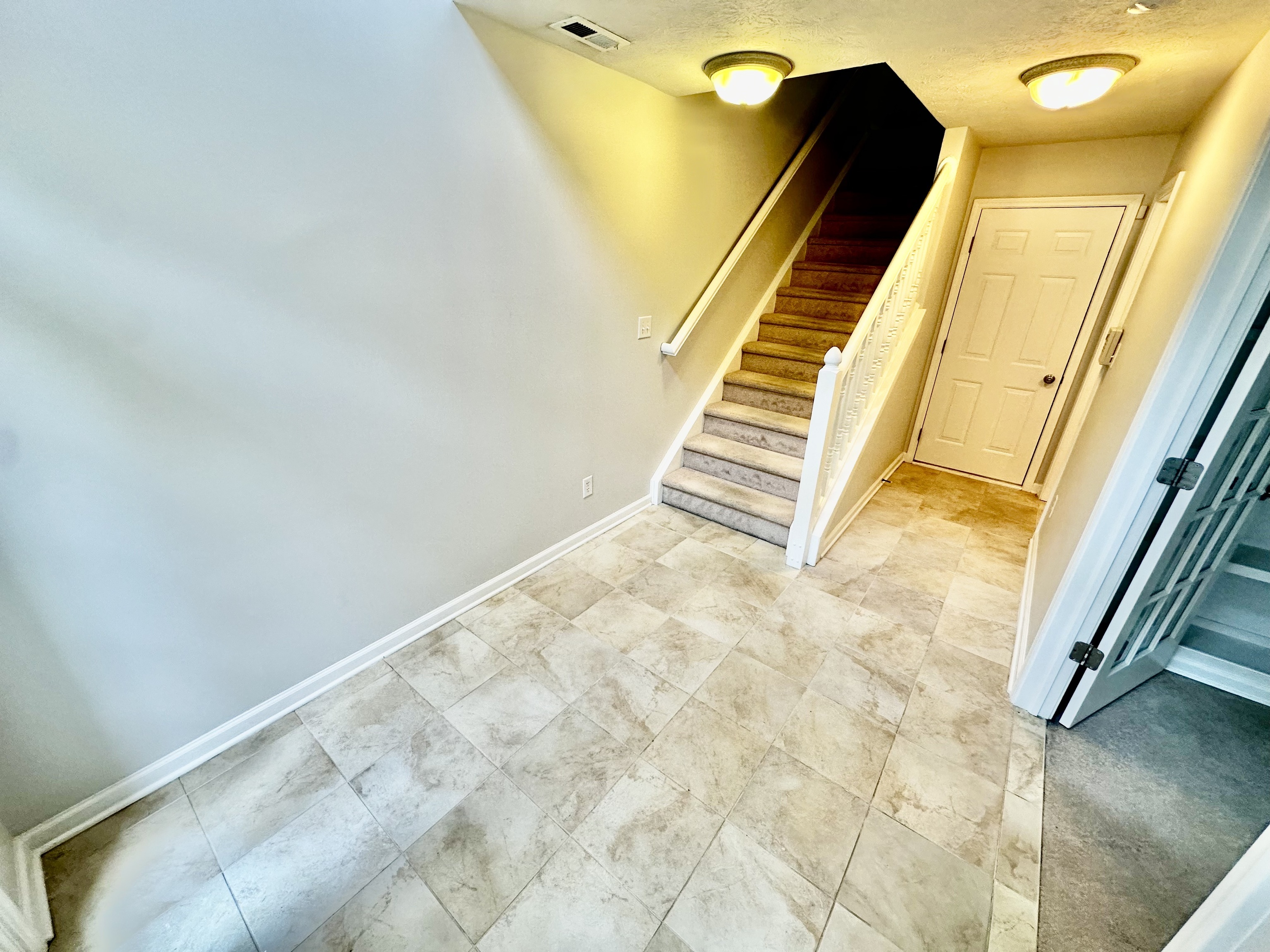 11921 Riley Drive Unit: 2